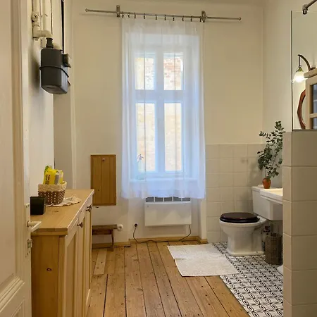 Aesthetic Near Main Square Appartement