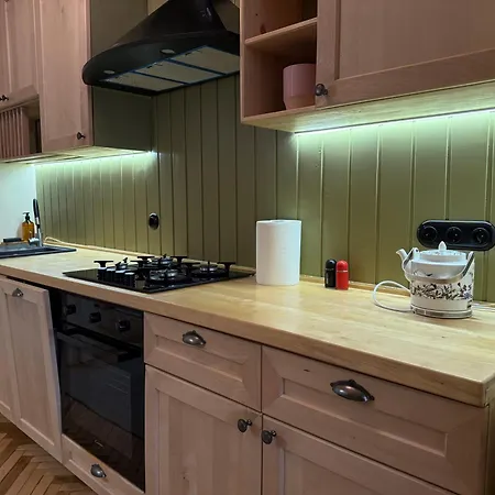 Aesthetic Near Main Square Appartement