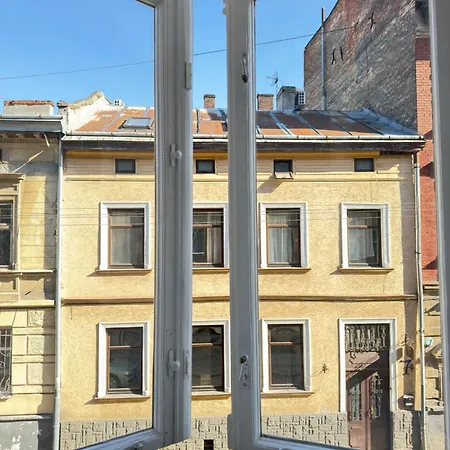Апартаменти Aesthetic Near Main Square Львів